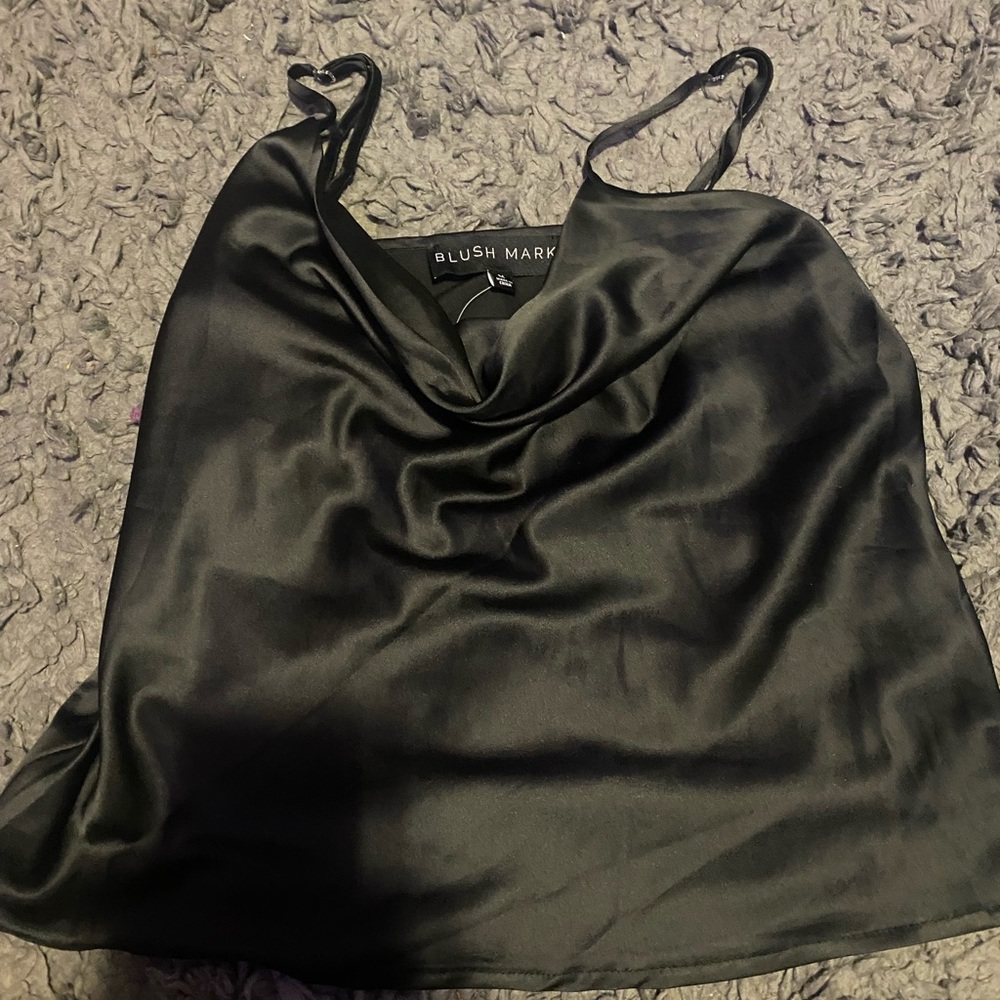 blush mark top